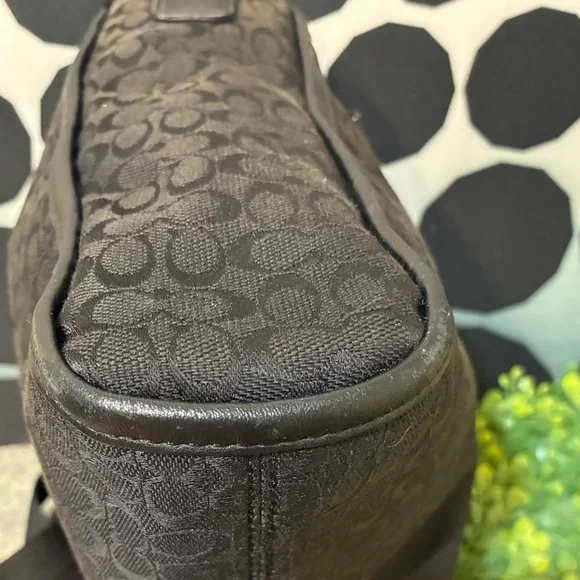 Coach Signature Black Unisex Bag